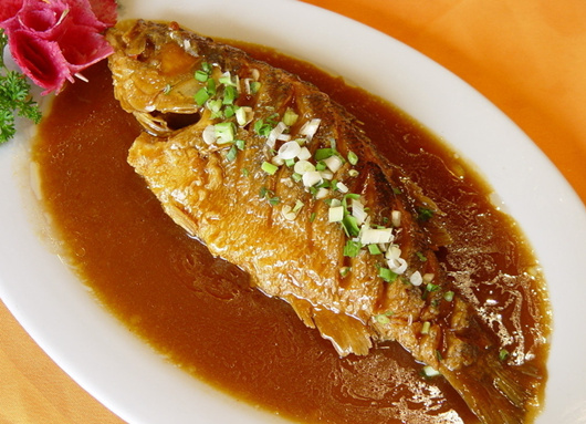 �~(y��) �V������������