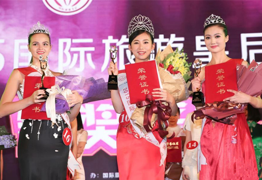 �V������������