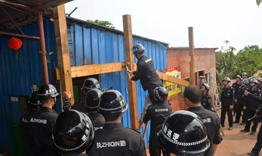 �V������������