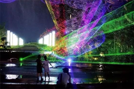 �����������V������������