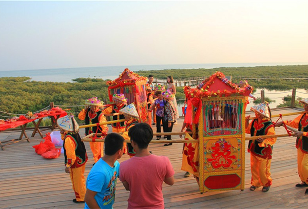 �����D�����V������������