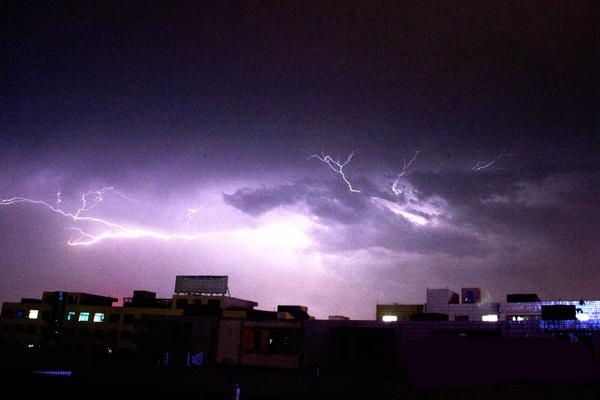 ����������V������������