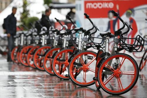 6月29日，來自中國的摩拜單車在英國第二大城市曼徹斯特亮相。新華社發(fā)