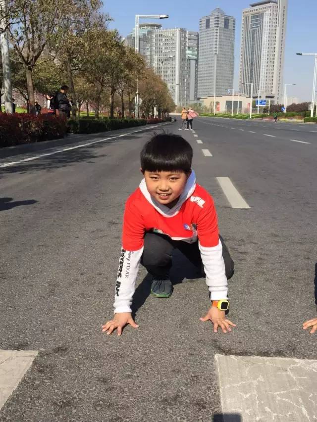 開(kāi)跑之前，熱身工作要做好，我準(zhǔn)備好啦！