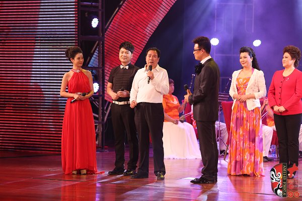 采訪中國(guó)劇協(xié)副主席、河南省劇協(xié)主席、河南省豫劇院院長(zhǎng)李樹建