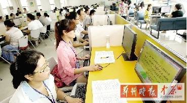 鄭州市區(qū)“中招卷”開評(píng) 成績(jī)預(yù)計(jì)7月8日公布