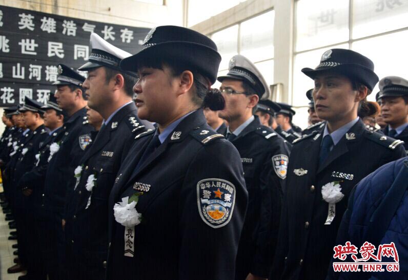 送別儀式上，姚世民的不少同志忍不住流下了眼淚