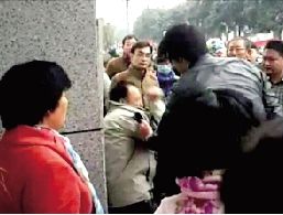 純屬誤會(huì)，人家不是人販子