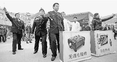 “小品執(zhí)法”。