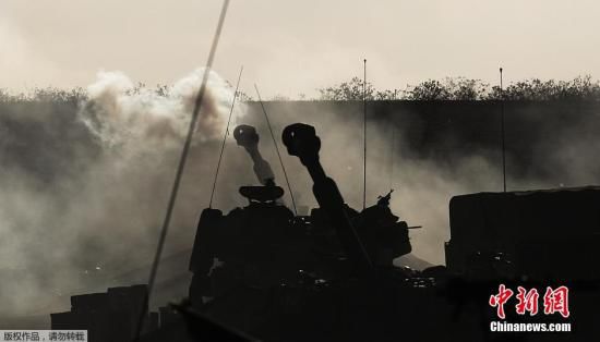以色列在加沙發(fā)起地面軍事行動 出動艦艇炮擊