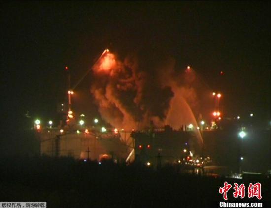資料圖：2011年12月29日晚間，俄羅斯摩爾曼斯克州一艘名為“葉卡捷琳堡”號的核潛艇起火。