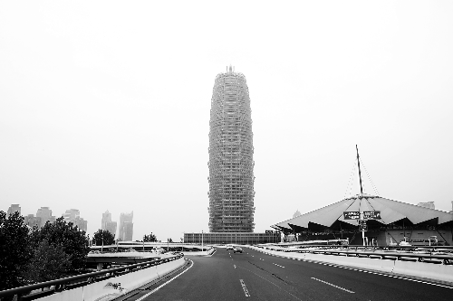 在鄭東新區(qū)CBD，“虛擬辦公室”業(yè)務(wù)已悄然出現(xiàn)　河南商報(bào)首席記者 楊東華/攝
