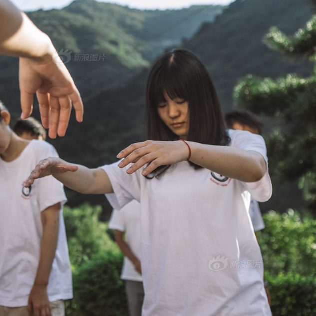 成人夏令營體驗(yàn)道教生活