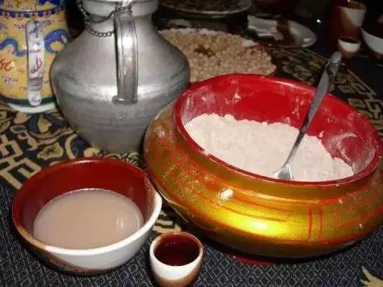 新疆奇葩”黑暗料理“ 你吃過(guò)嘛？