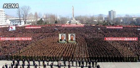 朝鮮民眾稱，朝鮮軍民“將在任意時期、對任意對象隨意實施無止境的正義打擊，一定實現(xiàn)民族的夙愿祖國統(tǒng)一大業(yè)”。