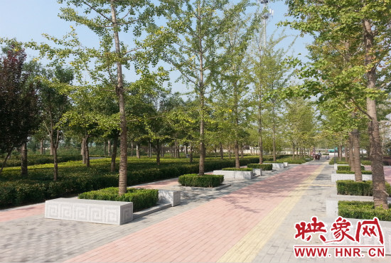 綠色生態(tài)廊道建設(shè)為市民提供了更多的休閑娛樂的場所。