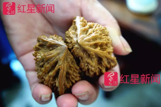 文玩核桃遇冷由幾萬(wàn)一對(duì)降到5元沒人要？商戶否認(rèn)