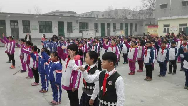 關愛留守兒童送溫暖，帶去我們冬日的關愛