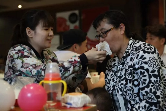 有了女兒后，我更能體會當(dāng)媽的辛苦與付出，謝謝你媽媽