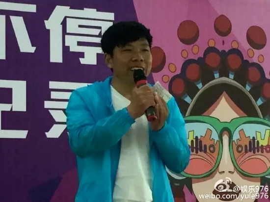 見證挑戰(zhàn)的戲迷代表陳紅森講述自己和戲曲的故事、見證歷史時刻的心情。