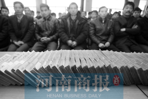 打擊拖欠農(nóng)民工工資，鄭州今年又出狠招（資料圖）河南商報(bào)記者 王春勝/攝