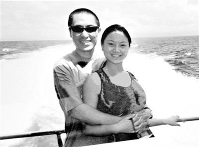 張藝謀與現(xiàn)任妻子陳婷。資料圖片