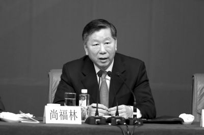 銀監(jiān)會(huì)主席尚福林。記者王海欣攝