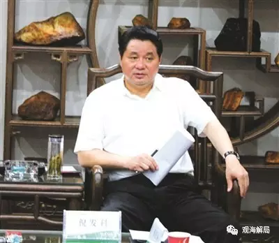 對于商人、老板的“雅贈(zèng)”，倪發(fā)科從不拒絕