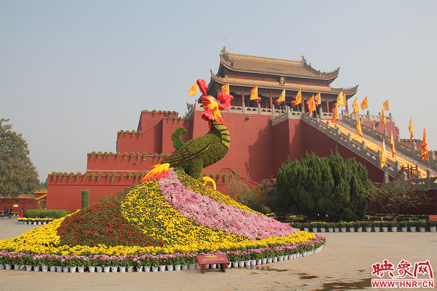 鳳舞九天。