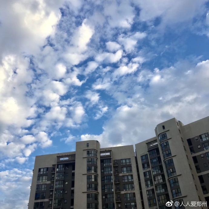 又被鄭州的藍天刷屏！隨便一拍就是手機壁紙