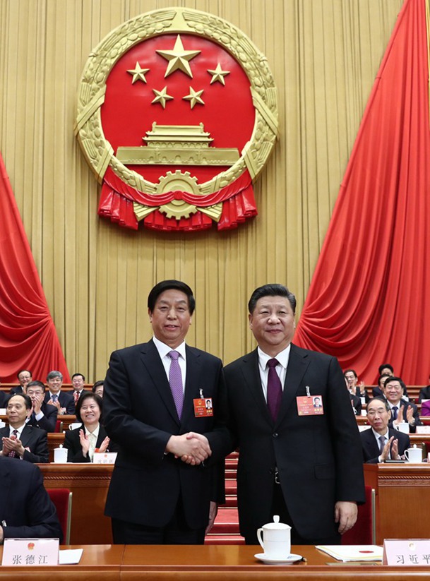 習(xí)近平當(dāng)選國家主席、中央軍委主席
