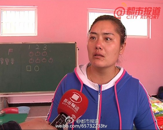 當(dāng)事老師接受采訪時(shí)表示很委屈。