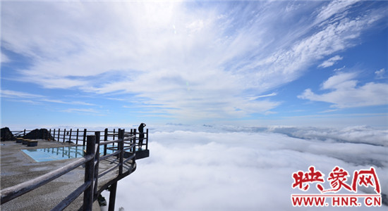 這個(gè)夏天,21℃老君山精彩不斷、主題活動(dòng)驚爆眼球、更有百萬(wàn)大獎(jiǎng)等你拿!