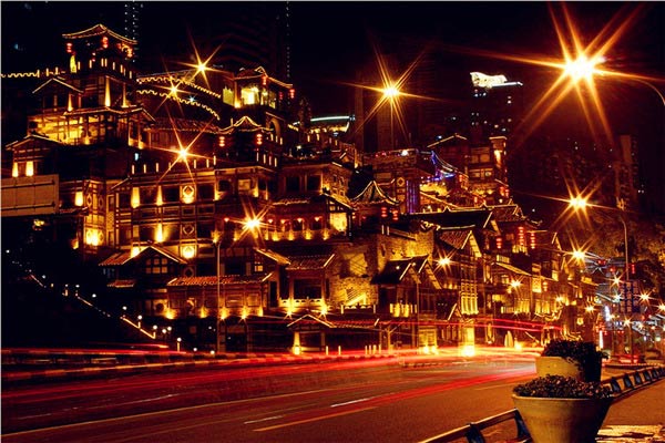 不要溫和地走進那個良夜 因為夜太美！