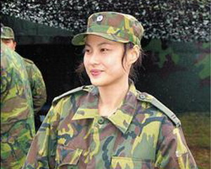 　臺(tái)灣最美女軍官。