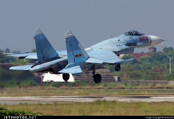 　　資料圖：越南空軍蘇-27SK戰(zhàn)機(jī)。