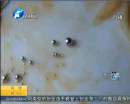 嚇?biāo)廊?！干鍋肥腸里吃出水銀
